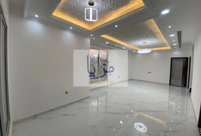 146012217 - Property Image 2