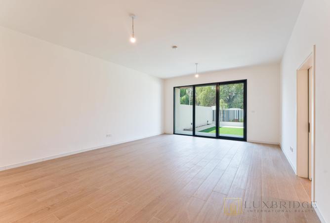 Rare Unit Option | Fixed Rent | Family Townhouse photo 3