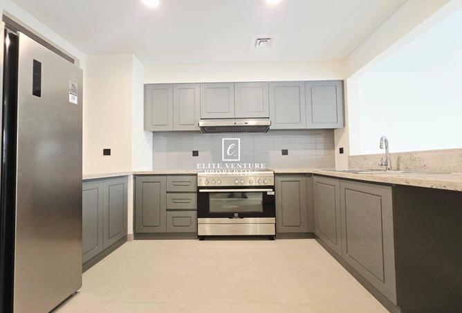 71111723 - Property Image 3