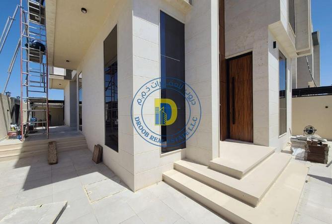 69890979 - Property Image 3