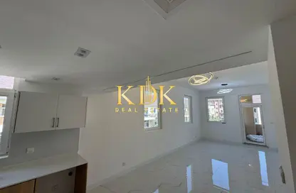 Apartment - 1 Bedroom - 2 Bathrooms for rent in Weston Court 1 - Weston Court - Motor City - Dubai