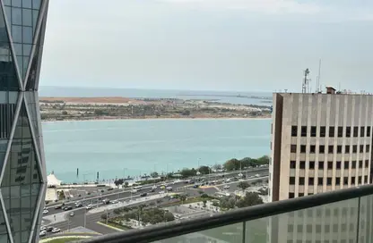 Apartment - 4 Bedrooms - 6 Bathrooms for rent in Corniche Road - Abu Dhabi