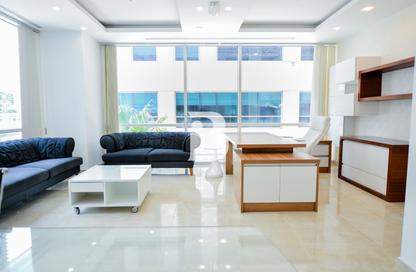 Office Space - Studio for rent in Bay Square Building 7 - Bay Square - Business Bay - Dubai