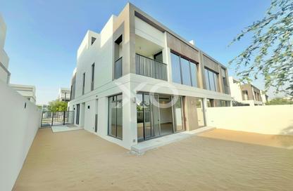 Villa - 4 Bedrooms - 6 Bathrooms for rent in Aura Gardens - Tilal Al Ghaf - Dubai