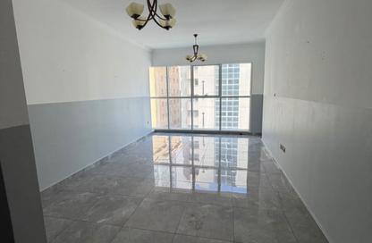 Apartment - 3 - 3 for rent in Al Majaz 2 - Al Majaz - Sharjah Apartment - 3 - 3 for rent in Al Majaz 2 - Al Majaz - Sharjah