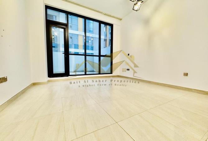 67847830 - Property Image 3