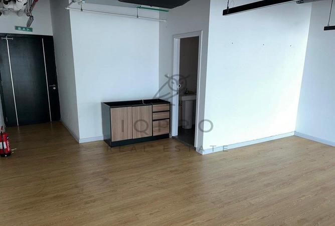 70683526 - صورة العقار 3