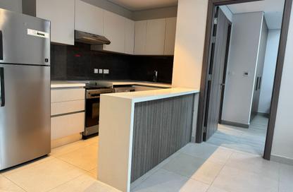 Apartment - 1 - 2 for rent in SOL Avenue - Business Bay - Dubai