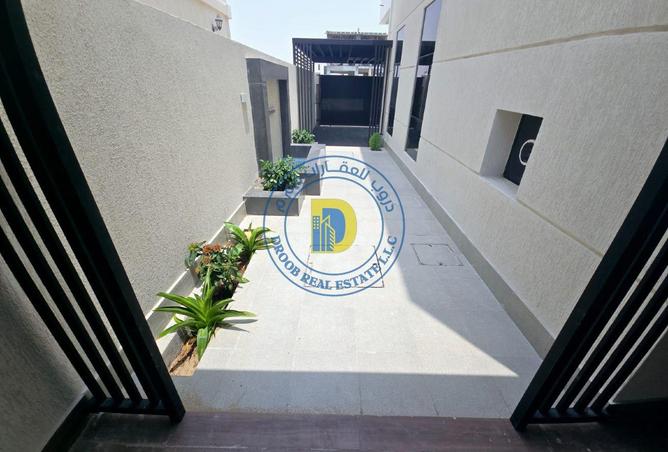 69493775 - صورة العقار 3