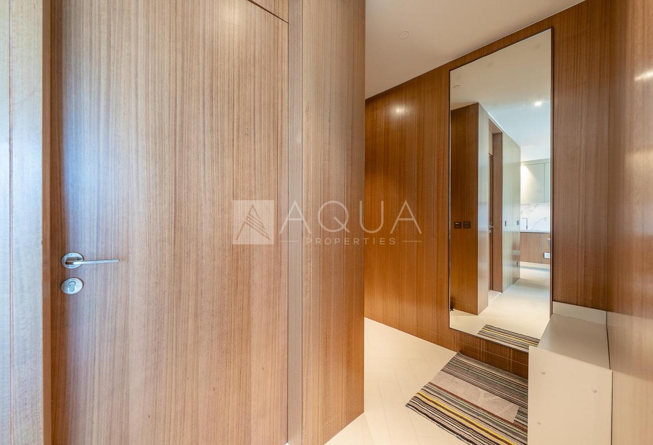 High Floor | Sea and City View | Unique Layout photo 5