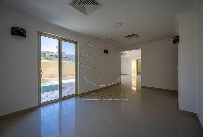 92276806 - Property Image 2