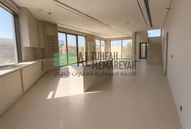 152820687 - Property Image 3