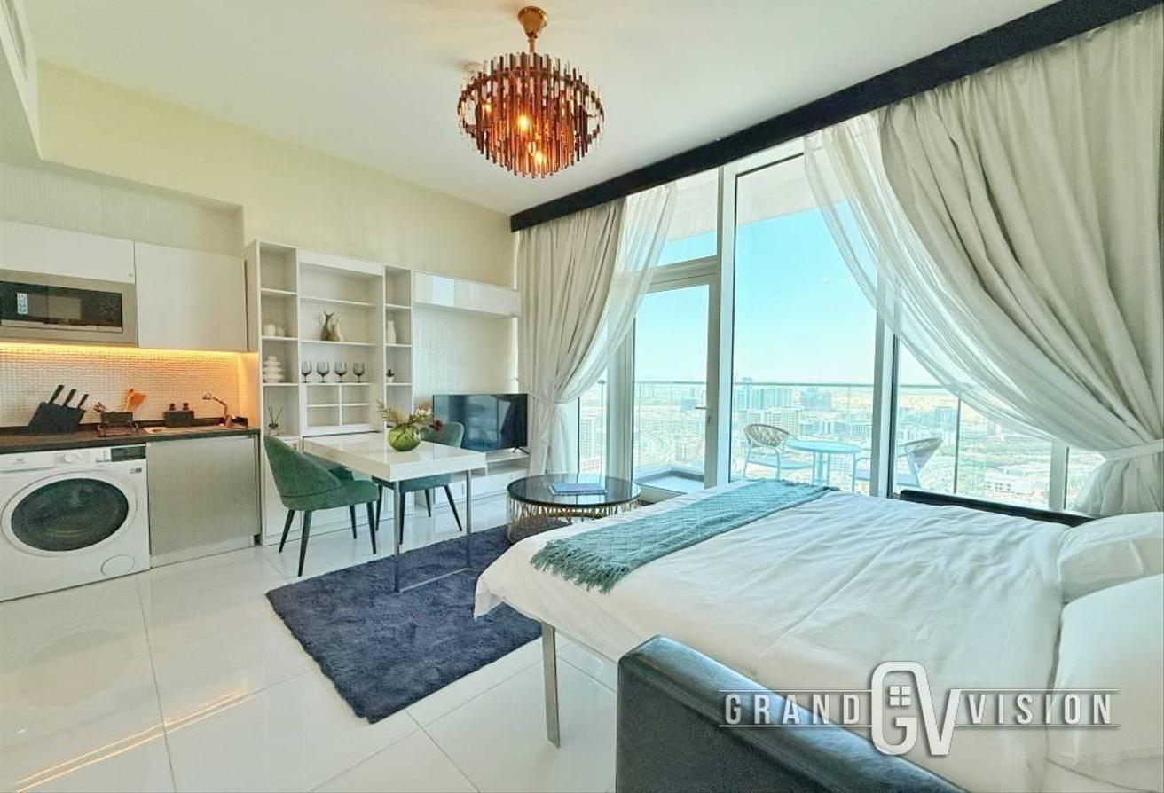 high floor unit |fully furnished | miracl garden view ready to move in photo 3