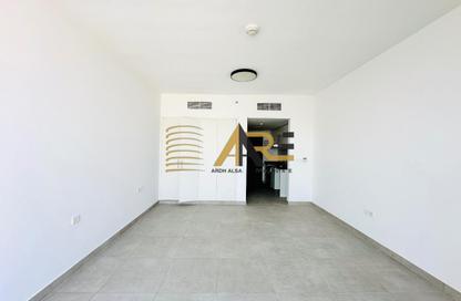 Apartment - Studio - 1 for rent in Areej Apartments - Aljada - Sharjah Apartment - Studio - 1 for rent in Areej Apartments - Aljada - Sharjah