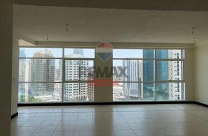 Apartment - 4 Bedrooms - 4 Bathrooms for rent in Baynuna Tower 2 - Corniche Road - Abu Dhabi Apartment - 4 Bedrooms - 4 Bathrooms for rent in Baynuna Tower 2 - Corniche Road - Abu Dhabi