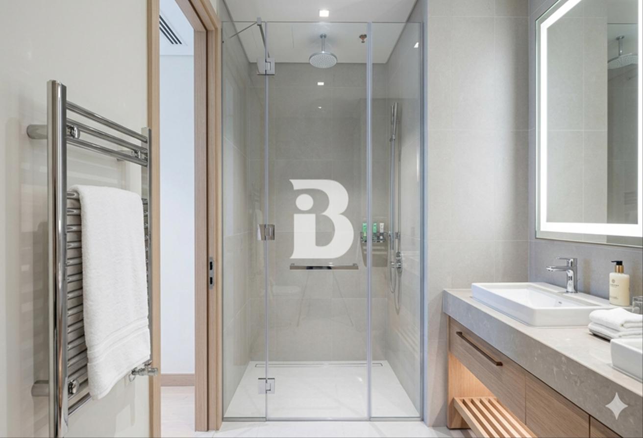 Burj View | Mid Floor | Spacious Layout photo 9