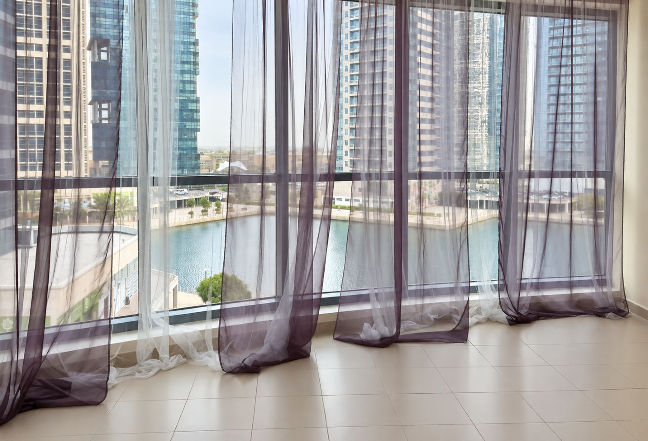 Next to Metro | Lake View | Spaciouse