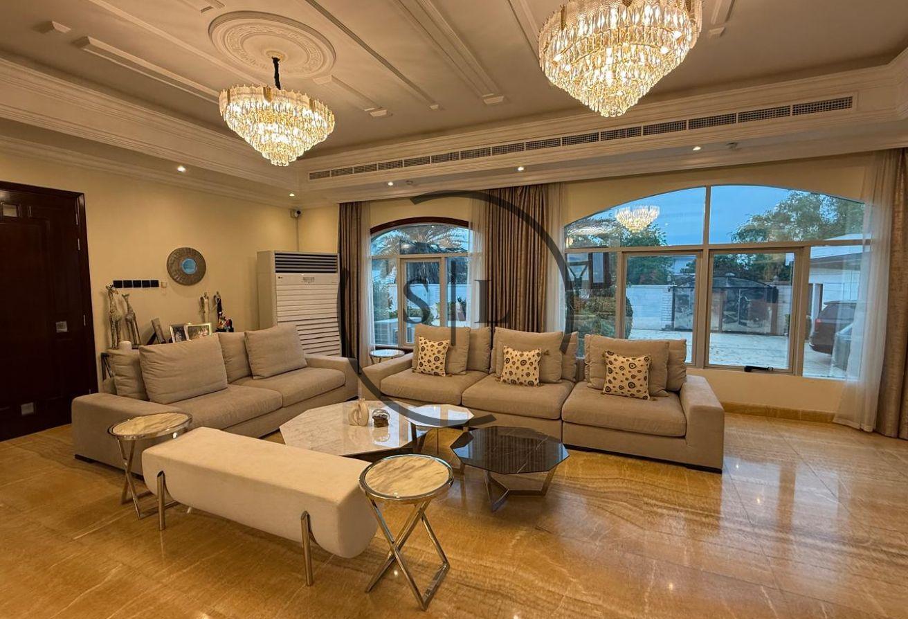 Private Lift and Pool | Luxury and Spacious Villa photo 5