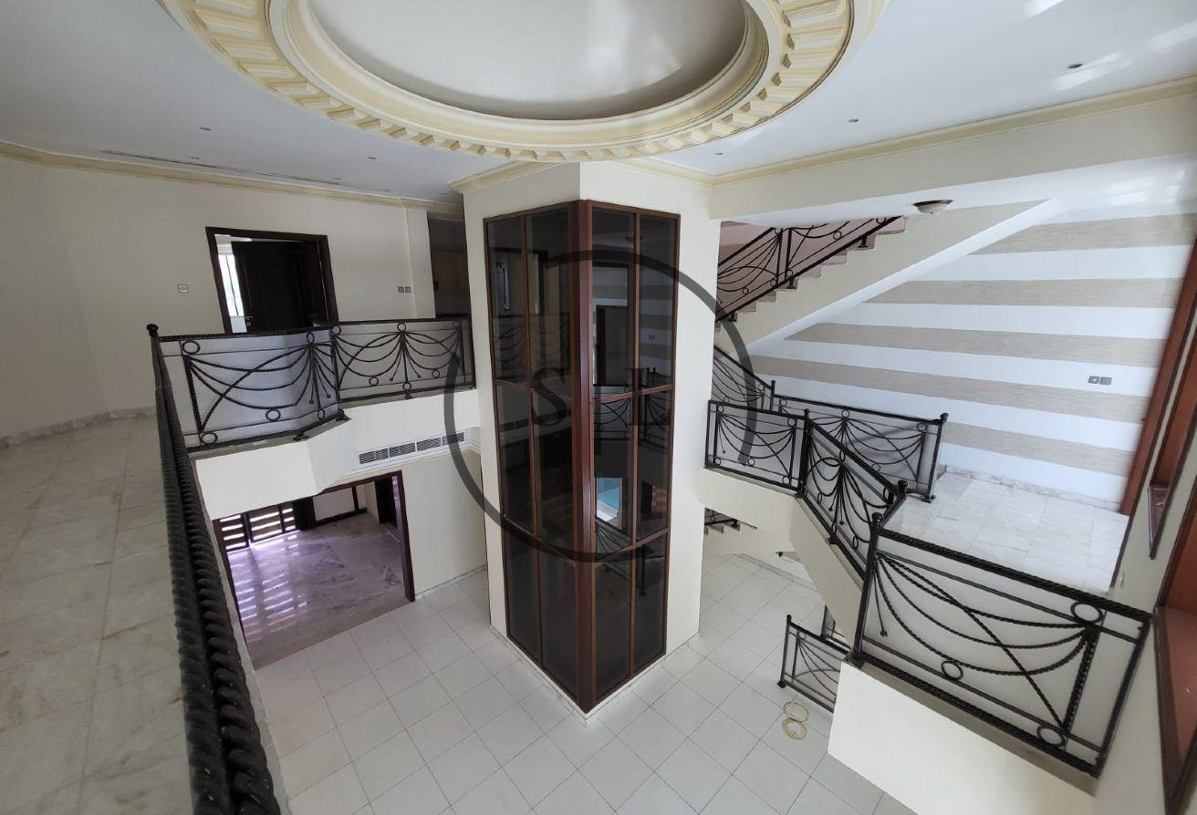 Private Lift and Pool | Luxury and Spacious Villa photo 16