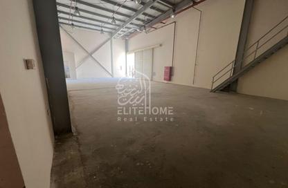 Warehouse - Studio - 1 for rent in Al Sajaa S - Al Sajaa - Sharjah