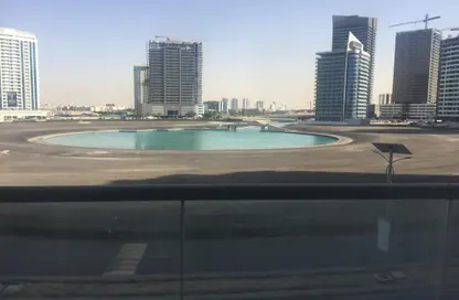 شقة - غرفة نوم - 2 حمامات للايجار في تفريعة القنال 1 - أبراج الجولف - مدينة دبي الرياضية - دبي