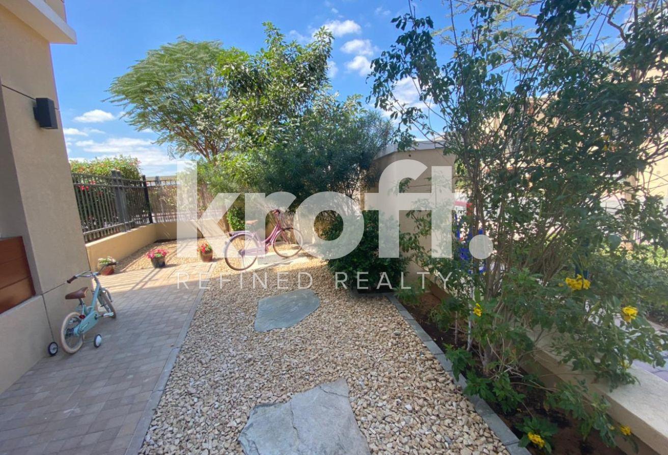 Corner Plot | Independent Villa | Private Garden photo 12