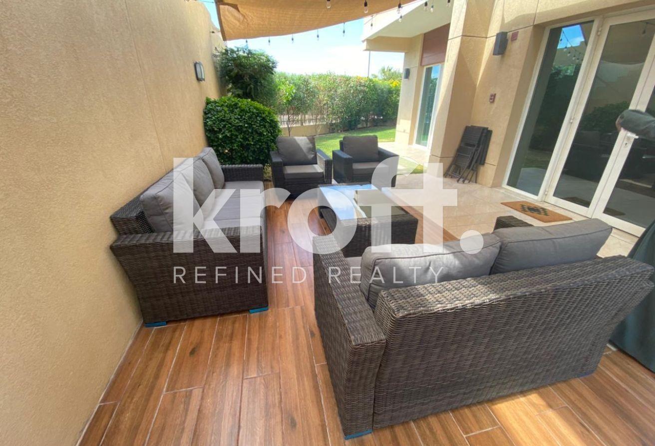 Corner Plot | Independent Villa | Private Garden photo 3
