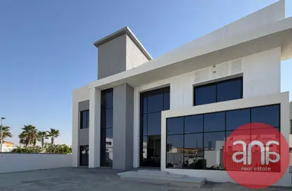 Villa - 5 Bedrooms - 7 Bathrooms for rent in Al Quoz 2 - Al Quoz - Dubai