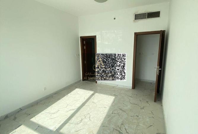 122017476 - Property Main Image