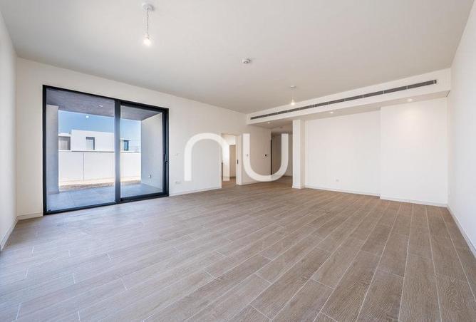 96940073 - Property Main Image