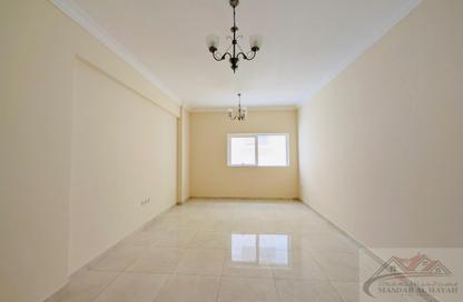 Apartment - 1 Bedroom - 2 Bathrooms for rent in Muweileh Community - Muwaileh Commercial - Sharjah Apartment - 1 Bedroom - 2 Bathrooms for rent in Muweileh Community - Muwaileh Commercial - Sharjah