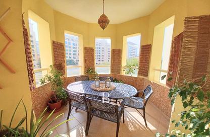 Apartment - 2 - 2 for rent in Al Anbara - Shoreline Apartments - Palm Jumeirah - Dubai