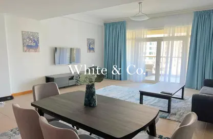 شقة - غرفة نوم - 2 حمامات للايجار في العنبرة - مساكن شور لاين - نخلة جميرا - دبي