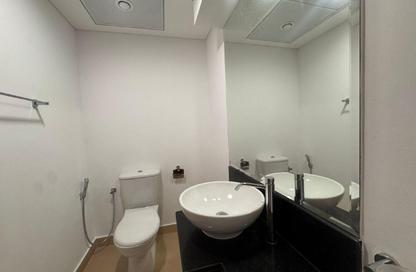 Apartment - 1 Bedroom - 2 Bathrooms for rent in Park Tower B - Park Towers - DIFC - Dubai