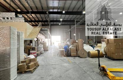 Warehouse - Studio - 4 Bathrooms for sale in Umm Al Thuoob - Umm Al Quwain