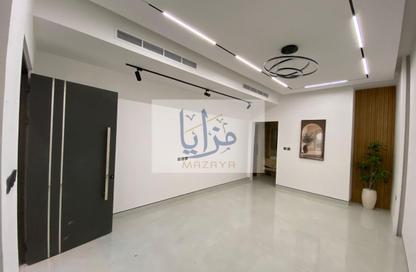 Villa - 4 - 6 for sale in Al Helio 1 - Al Helio - Ajman Villa - 4 - 6 for sale in Al Helio 1 - Al Helio - Ajman
