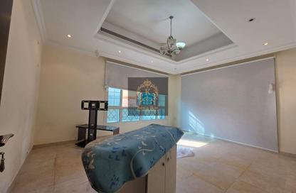 Villa - 4 Bedrooms - 5 Bathrooms for rent in Shakhbout City - Abu Dhabi Villa - 4 Bedrooms - 5 Bathrooms for rent in Shakhbout City - Abu Dhabi