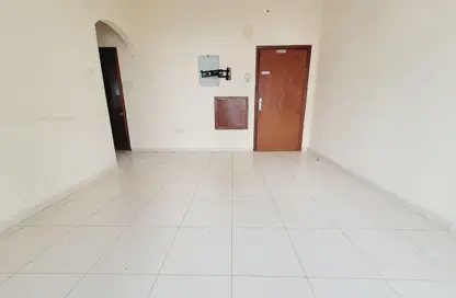 Apartment - 1 Bedroom - 1 Bathroom for rent in Fire Station Road - Muwaileh - Sharjah
