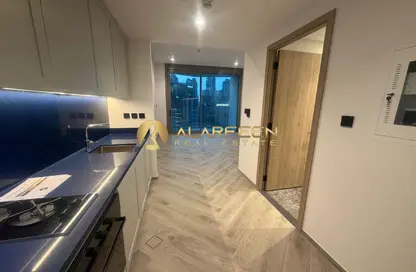 شقة - 1 حمام للبيع في بنينسولا ثري - بنينسولا - الخليج التجاري - دبي