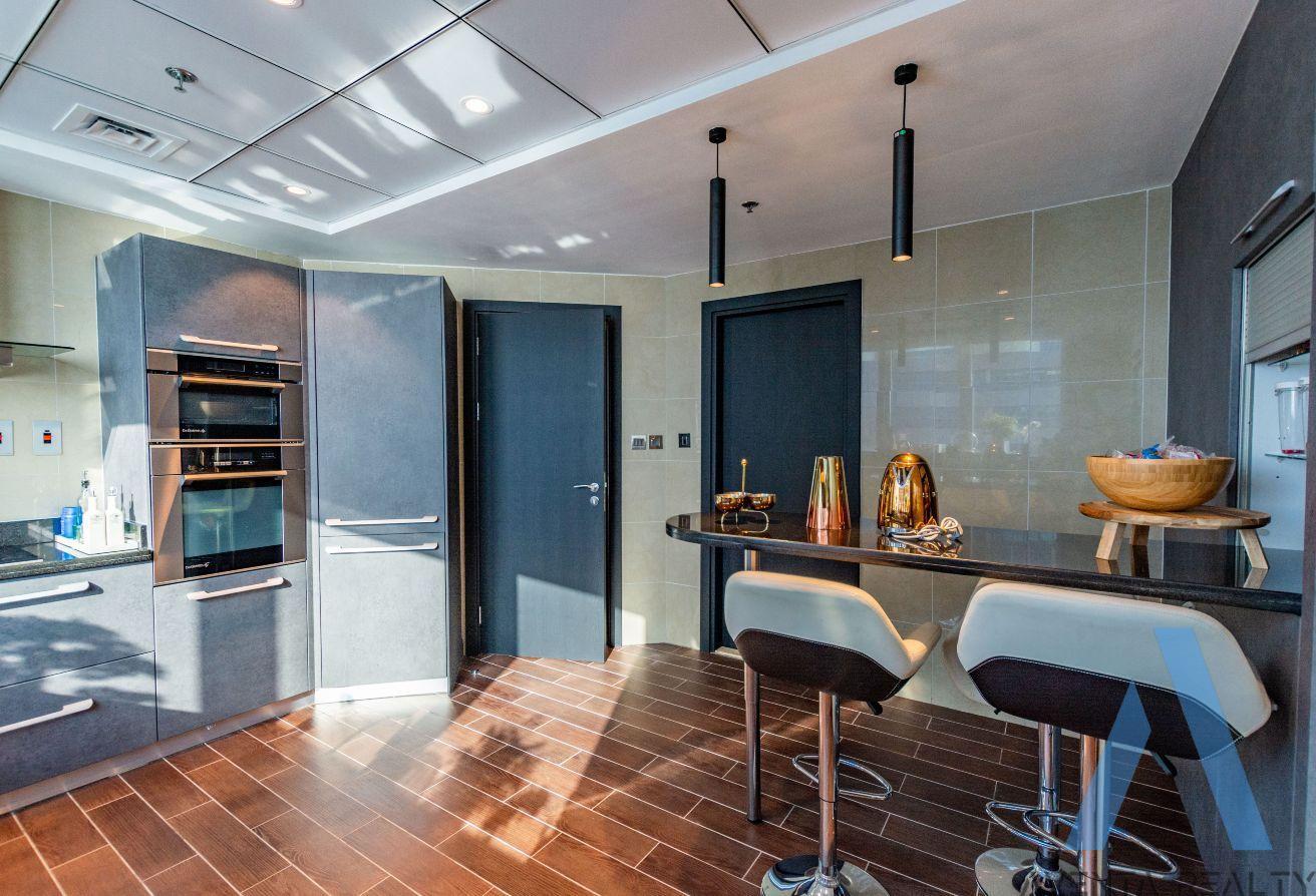 Penthouse Duplex | Fully Furnished | Palm Views photo 13