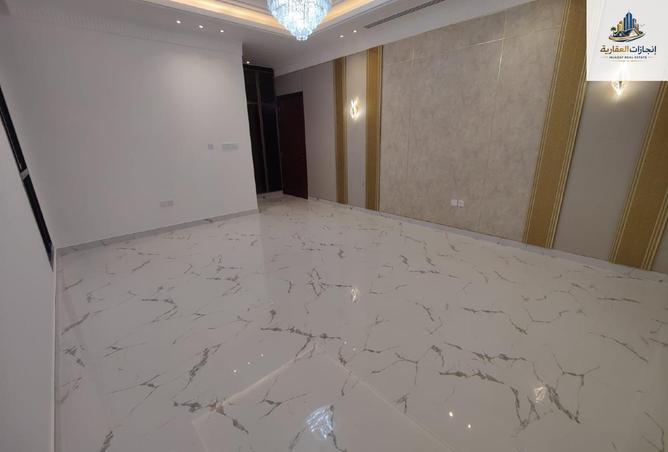 69111604 - Property Image 3