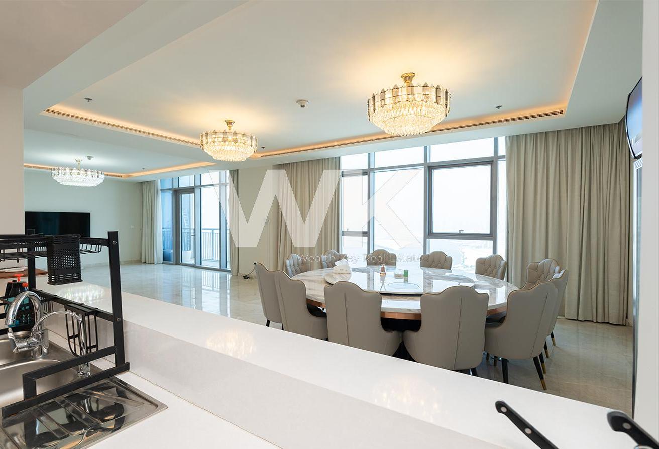 High Floor / Burj and Creek View / 4BR Furnished photo 7