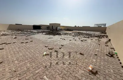 Warehouse - Studio - 1 Bathroom for rent in Al Sajaa Industrial - Al Sajaa - Sharjah