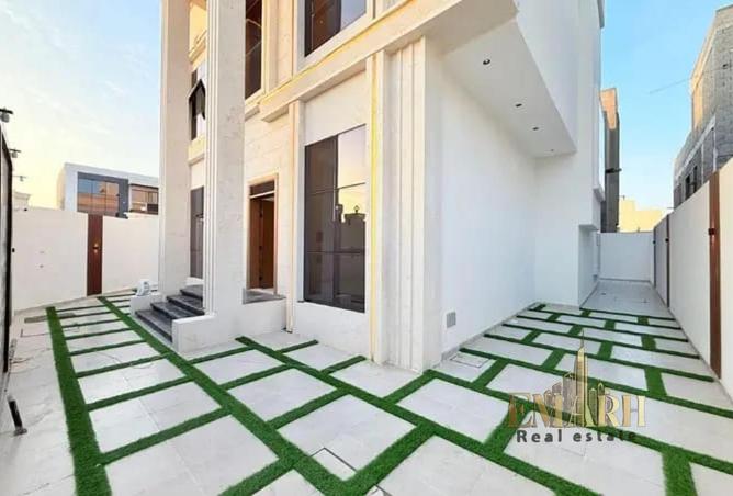 98719561 - Property Image 2