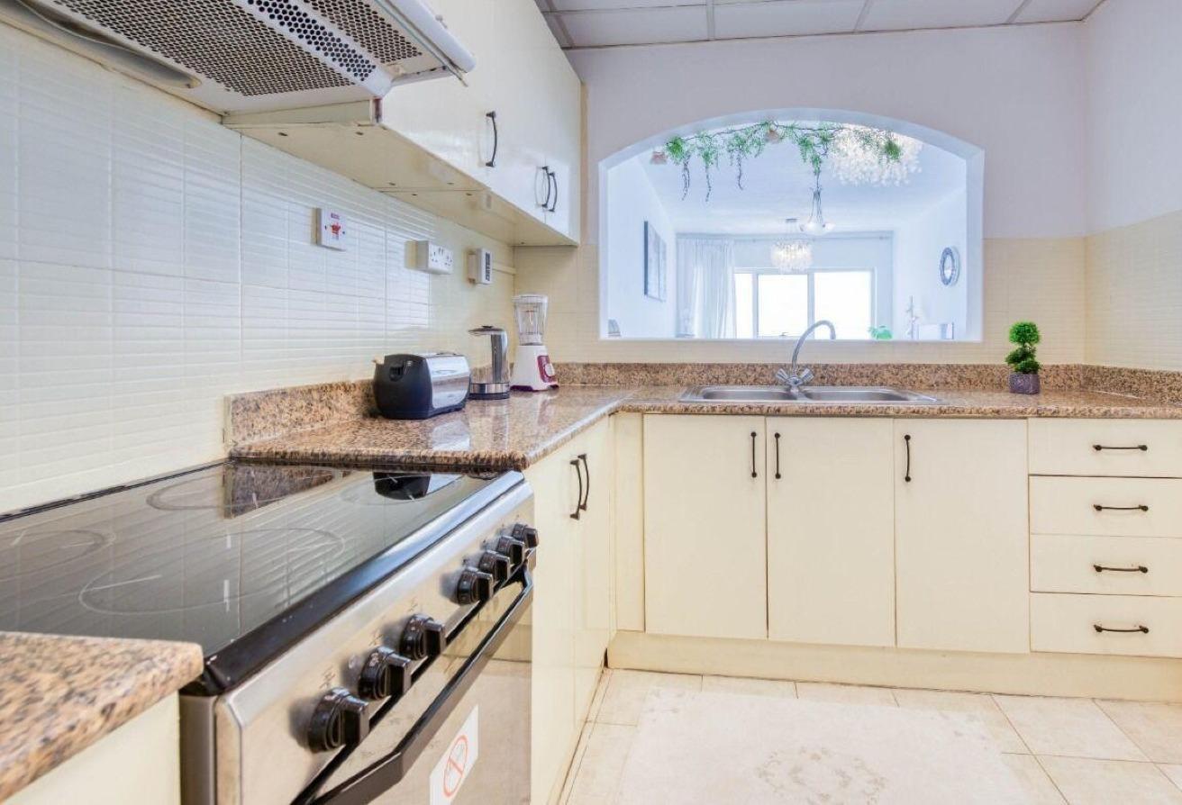 High Floor | Spacious 1BR | Fully Furnished photo 8