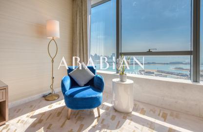 Apartment - Studio - 1 for rent in The Palm Tower - Palm Jumeirah - Dubai