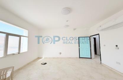 Apartment - 2 - 2 for rent in Al Kuwaitat - Central District - Al Ain