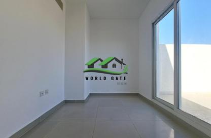 Townhouse - 2 Bedrooms - 3 Bathrooms for rent in Desert Style - Al Reef Villas - Al Reef - Abu Dhabi