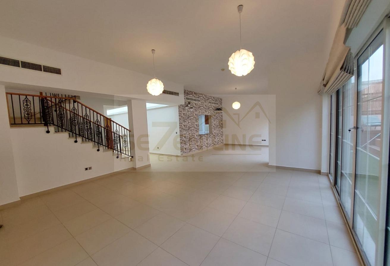 Vacant | 4BR Independent Villa | Private Pool photo 4