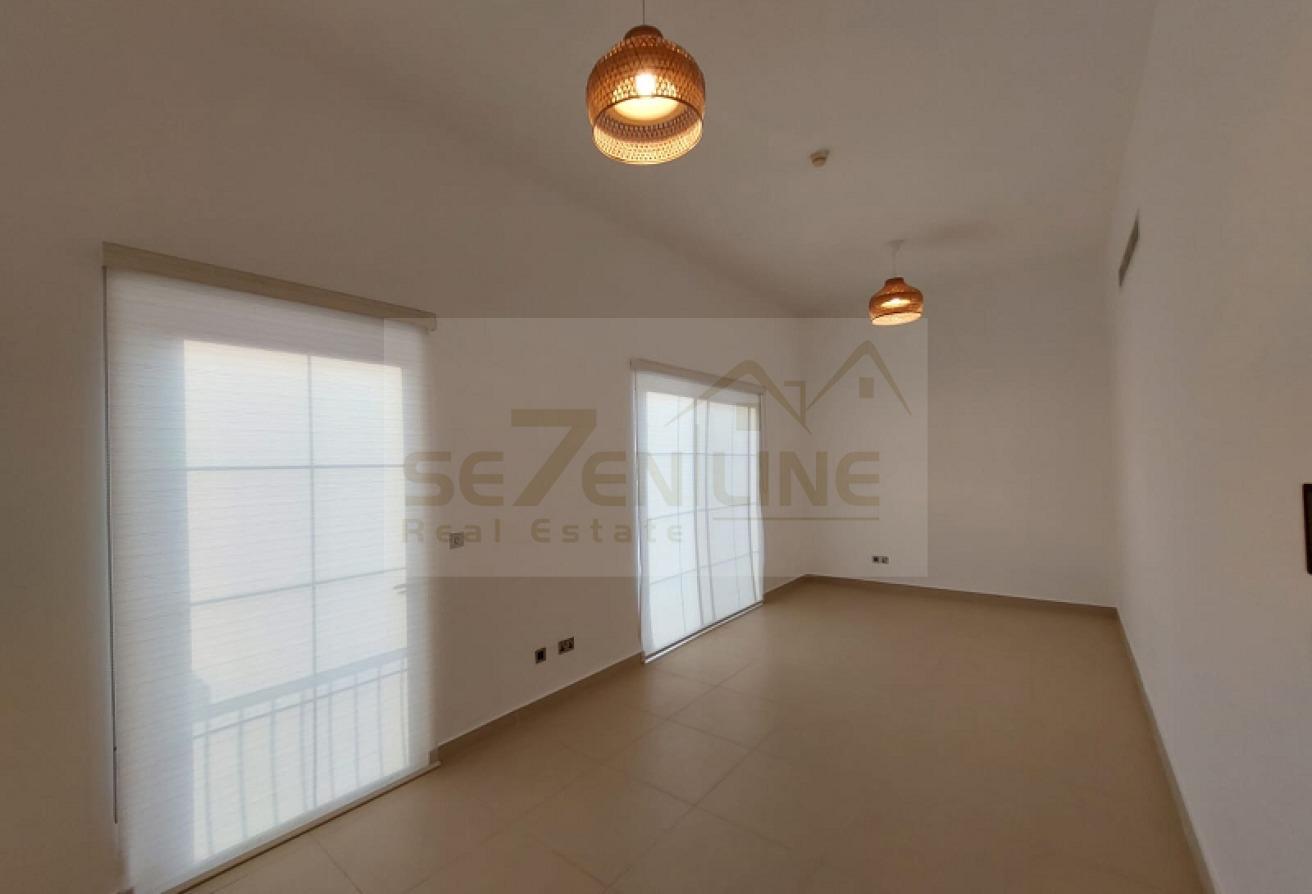 Vacant | 4BR Independent Villa | Private Pool photo 11